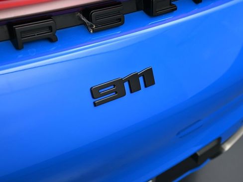 Certified 2022 Porsche 911 Carrera w/ Sport Chrono Package image 8