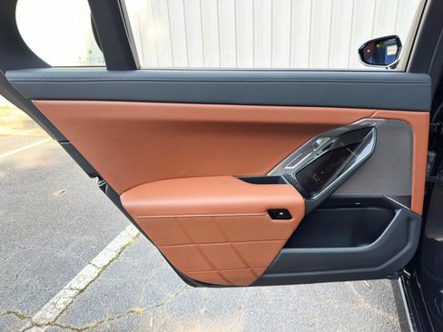 Used 2025 BMW i7 xDrive60 w/ Executive Package AWD/4WD image 56