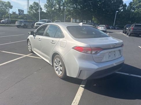 Used 2023 Toyota Corolla LE FWD image 7
