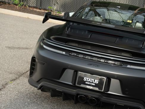 Used 2026 Porsche 911 GT3 RWD image 12