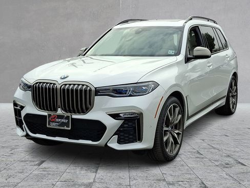 Used 2021 BMW X7 M50i w/ Dynamic Handling Package image 6