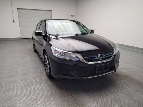 Used 2015 Honda Accord Touring image 14