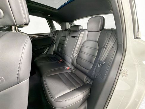 Used 2025 Porsche Macan S AWD/4WD image 26