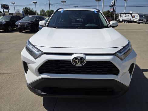 Used 2023 Toyota RAV4 XLE w/ Convenience Package AWD/4WD image 8