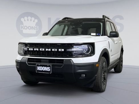 New 2025 Ford Bronco Sport Outer Banks image 1