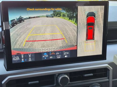 Used 2025 Toyota 4Runner TRD Off-Road Premium w/ Tow Technology Package AWD/4WD image 12