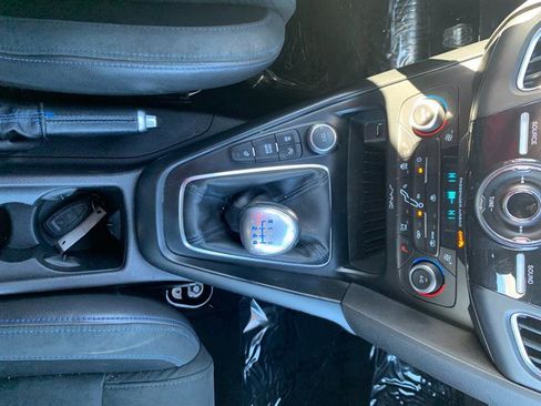 Used 2016 Ford Focus RS image 33