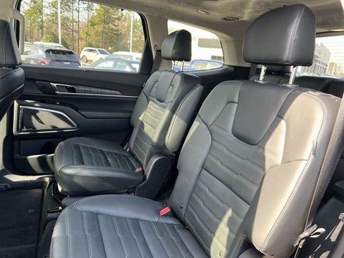 Certified 2025 Kia Telluride SX Prestige image 23