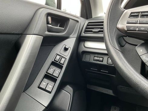 Used 2015 Subaru Forester 2.5i Premium w/ All-Weather Package image 22