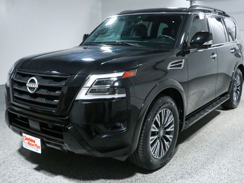 Used 2023 Nissan Armada SL w/ Midnight Edition Package RWD image 35
