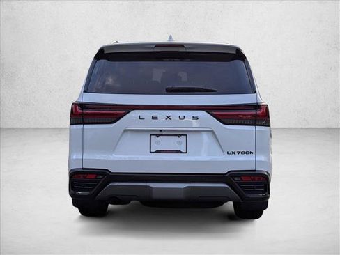 New 2025 Lexus LX 700h Luxury image 7