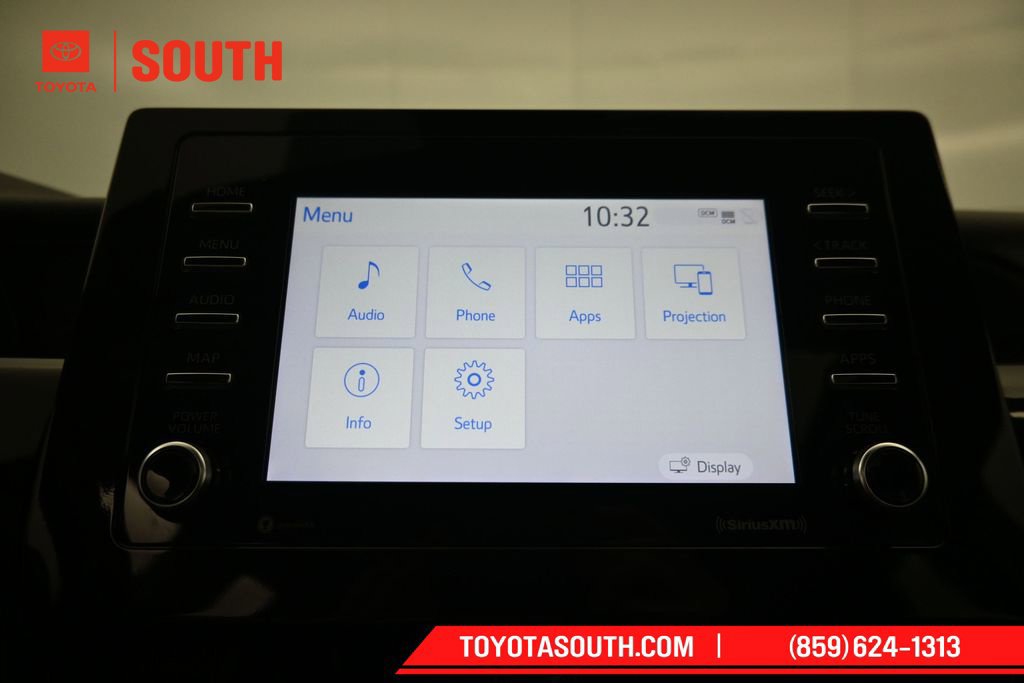 Used 2023 Toyota Camry SE w/ Convenience Package FWD image 16