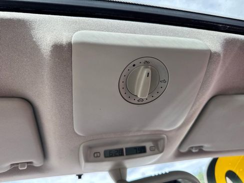 Used 2002 Volkswagen Beetle S image 41