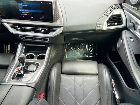 Used 2023 BMW XM AWD/4WD image 17