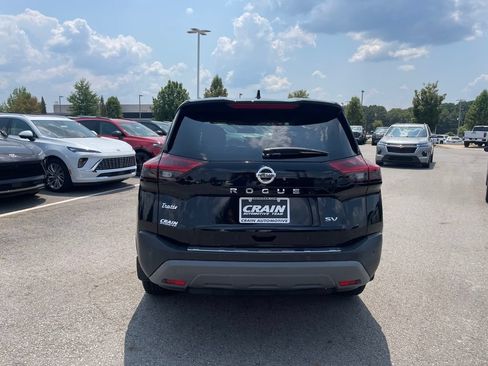 Used 2021 Nissan Rogue SV FWD image 6
