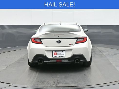 Certified 2025 Toyota GR86 Premium image 6