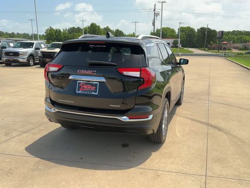 Used 2023 GMC Terrain SLT image 7