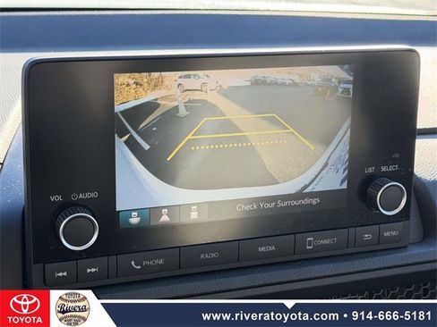 Used 2023 Honda CR-V LX image 23