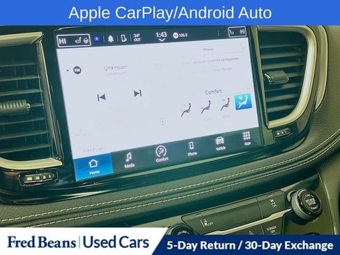 Used 2022 Chrysler Pacifica Touring-L w/ S Appearance Package image 16