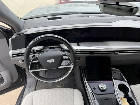 Used 2026 Cadillac Escalade IQ Sport 1 AWD/4WD image 14