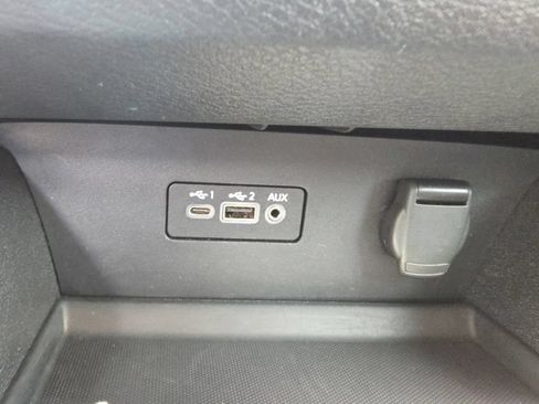Used 2025 Nissan Altima 2.5 SV FWD image 22