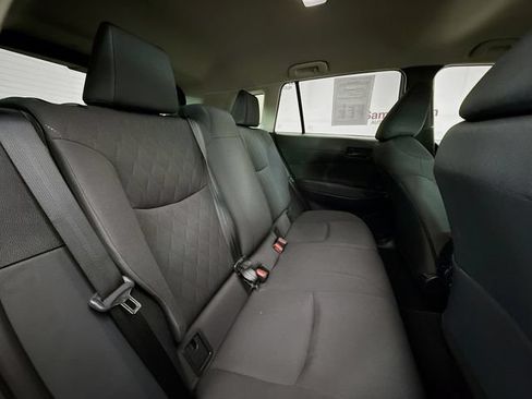 Used 2025 Toyota Corolla Cross LE AWD/4WD image 25