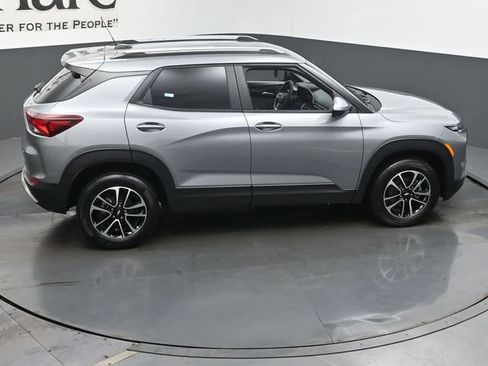New 2026 Chevrolet TrailBlazer LT w/ Convenience Package AWD/4WD image 17