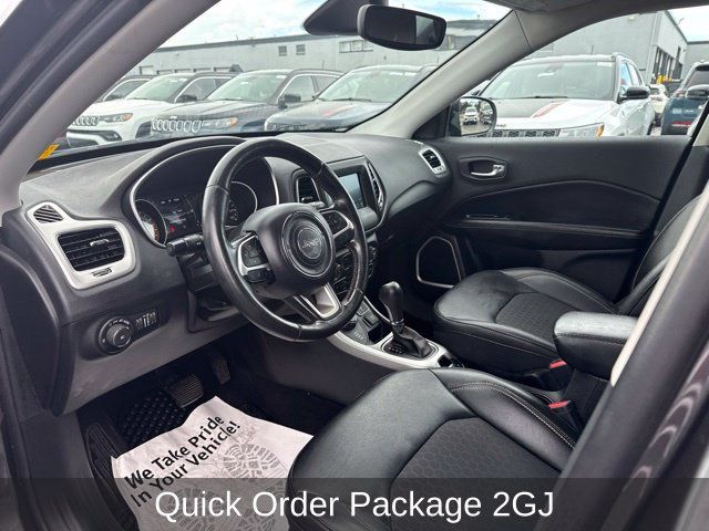 Used 2019 Jeep Compass Latitude w/ Cold Weather Group AWD/4WD image 9