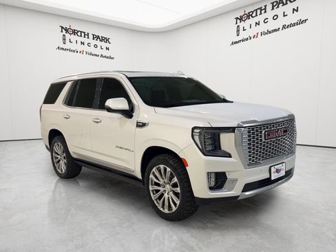 Used 2022 GMC Yukon Denali AWD/4WD image 8