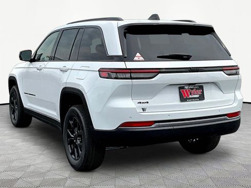 New 2026 Jeep Grand Cherokee Altitude AWD/4WD image 4