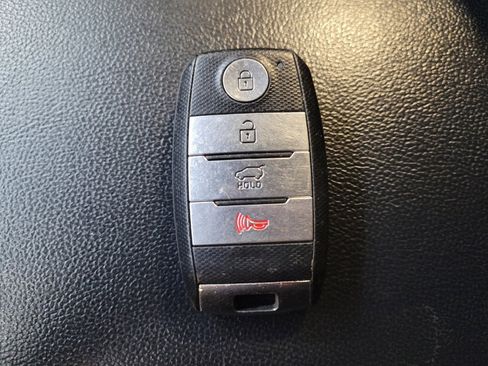 Used 2019 Kia Sorento SX AWD/4WD image 32