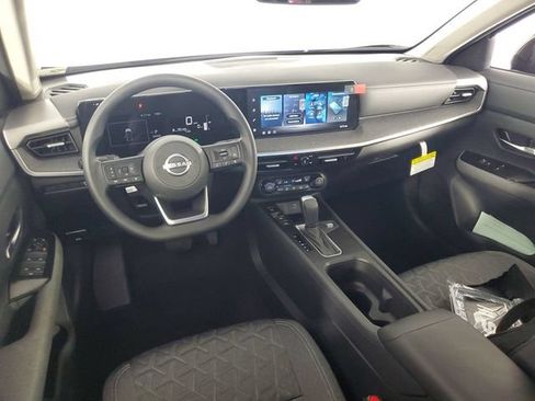 New 2026 Nissan Kicks SV w/ Cold Weather Package FWD image 15