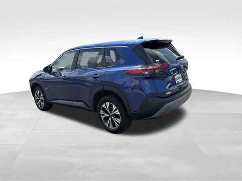 Used 2023 Nissan Rogue SV AWD/4WD image 7