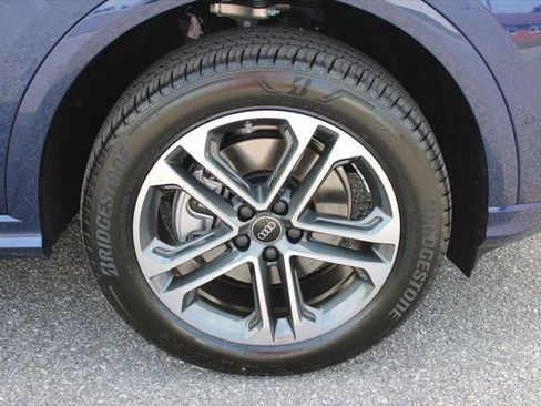 Certified 2025 Audi Q5 Premium Plus w/ Premium Plus AWD/4WD image 35