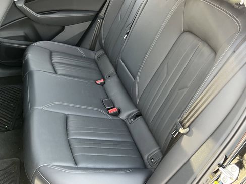 Used 2023 Audi e-tron Premium Plus w/ Premium Plus Package image 15