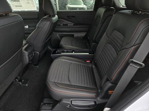 New 2026 Nissan Pathfinder Rock Creek w/ Rock Creek Premium Package AWD/4WD image 5