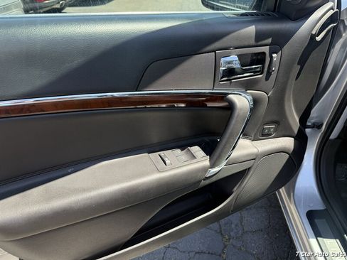 Used 2012 Lincoln MKZ AWD image 7