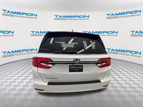 Used 2023 Honda Odyssey EX-L image 4