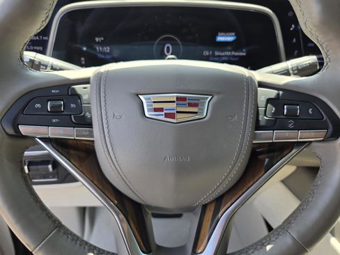 Used 2022 Cadillac Escalade Premium Luxury Platinum RWD image 18