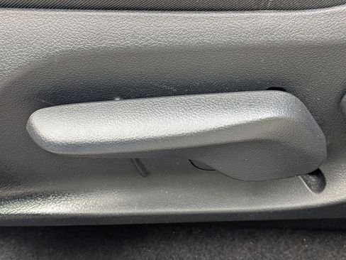 Used 2024 Toyota RAV4 LE FWD image 15