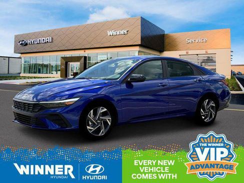 New 2025 Hyundai Elantra Sport image 2