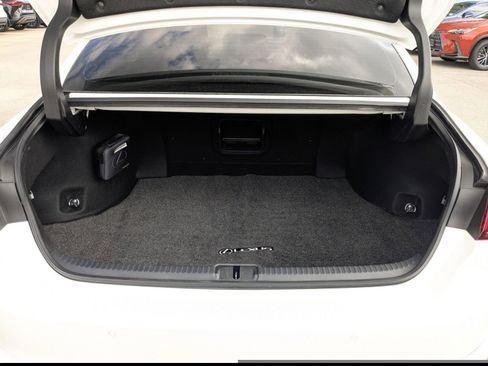 Used 2024 Lexus ES 350 w/ Premium Package image 22