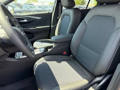 New 2026 Buick Envista Preferred FWD image 15