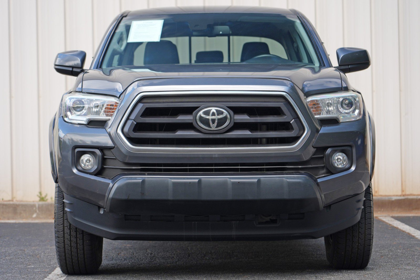 Used 2020 Toyota Tacoma SR5 RWD image 6
