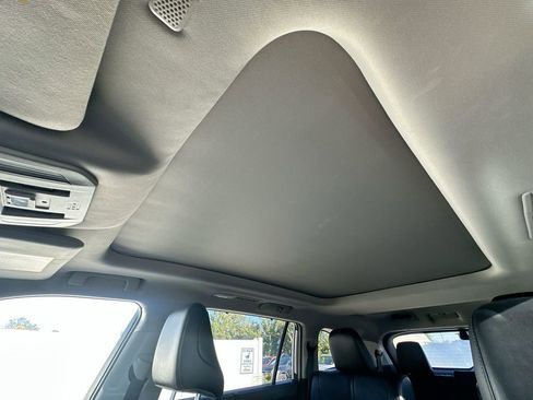 Used 2022 Toyota Highlander Platinum image 19