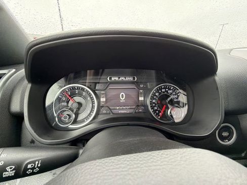 Used 2019 RAM 1500 Big Horn AWD/4WD image 15