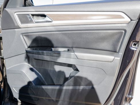 Used 2019 Volkswagen Atlas SEL R-Line image 26