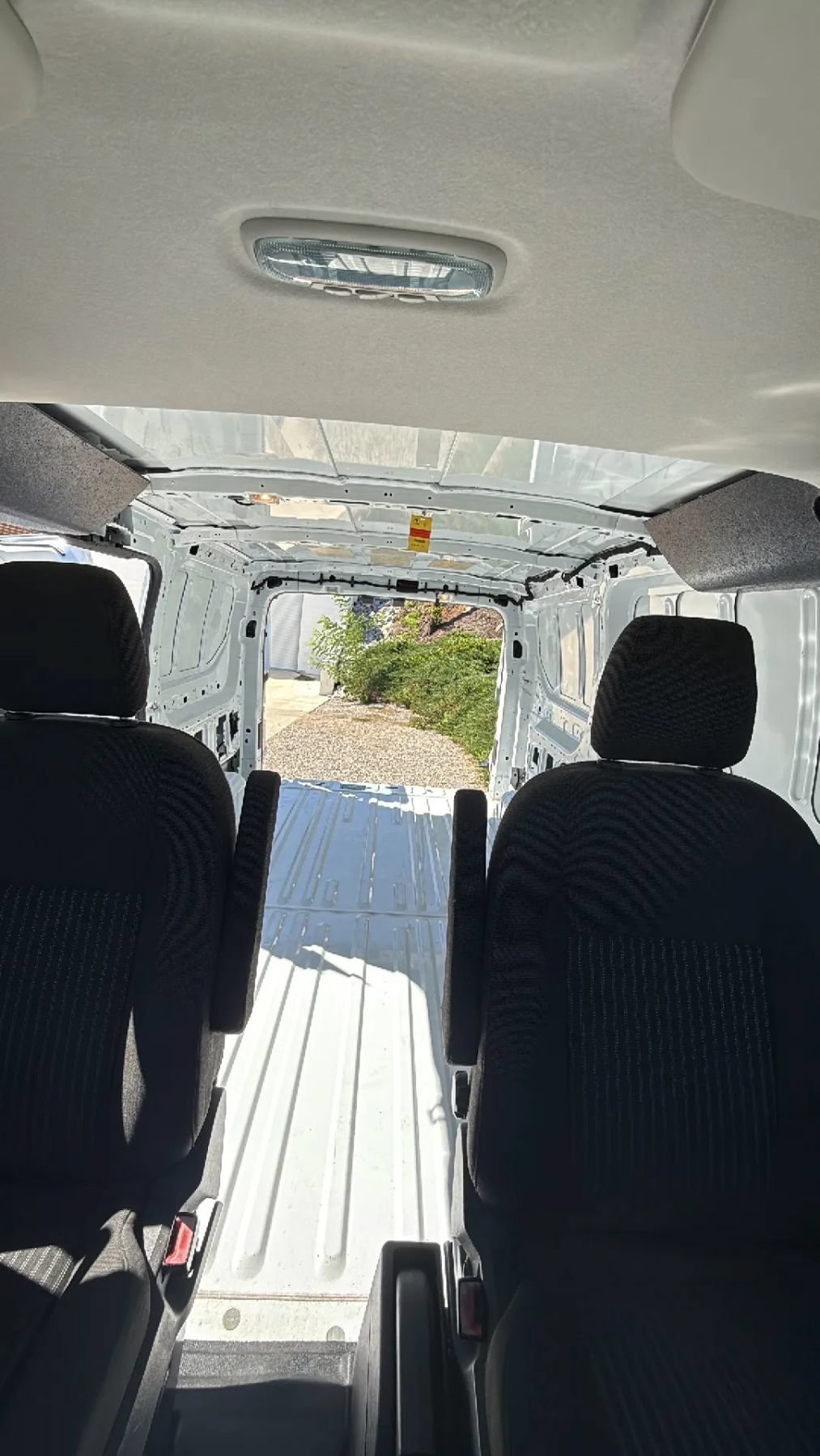 Used 2016 Ford Transit 150 130 Low Roof RWD image 21