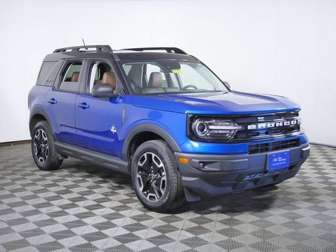 Certified 2024 Ford Bronco Sport Outer Banks w/ Tech Package AWD/4WD image 1