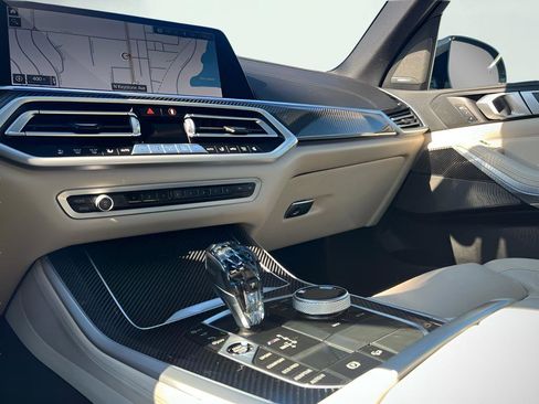 Used 2021 BMW X5 M50i w/ Executive Package image 51